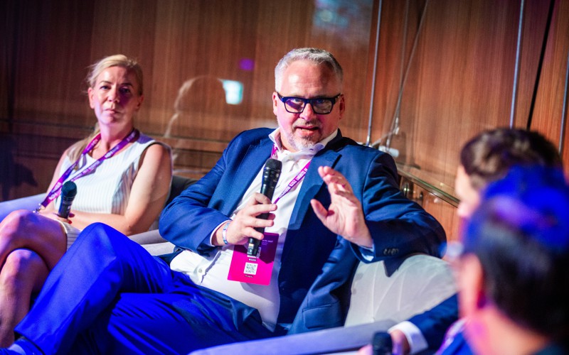 AI_SUMMIT_25_Sz_01629