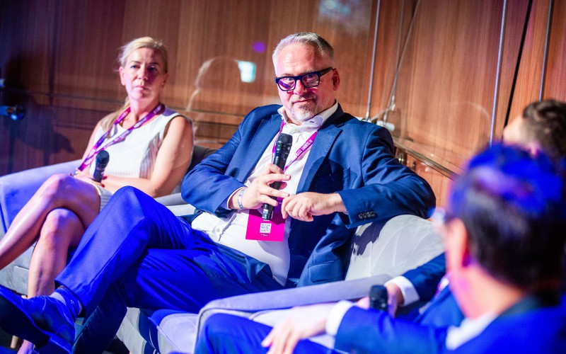 AI_SUMMIT_25_Sz_01637