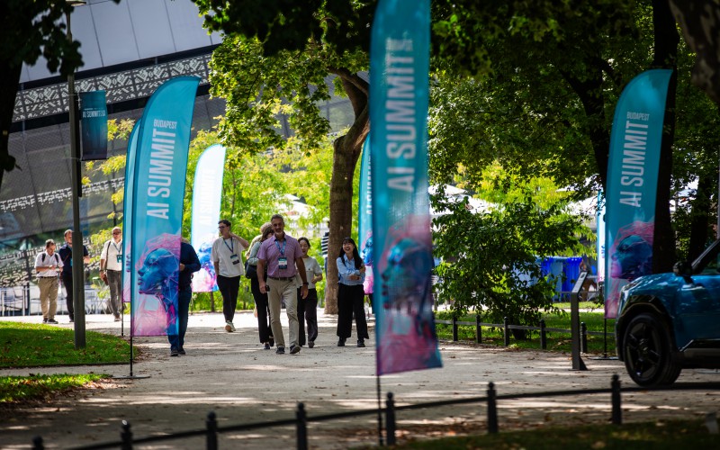 AI_SUMMIT_25_Sz_05111